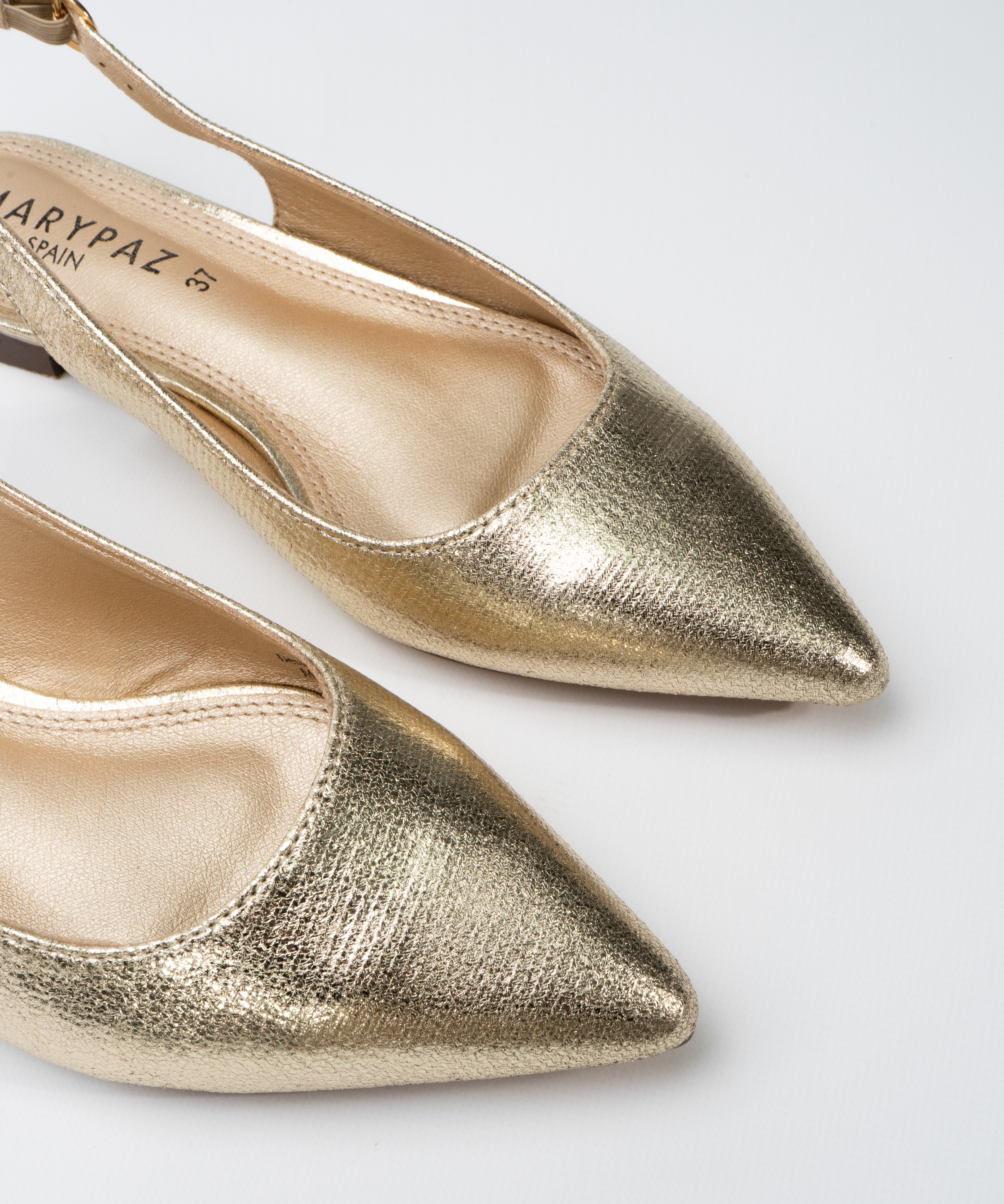 Zapato destalonado image number null